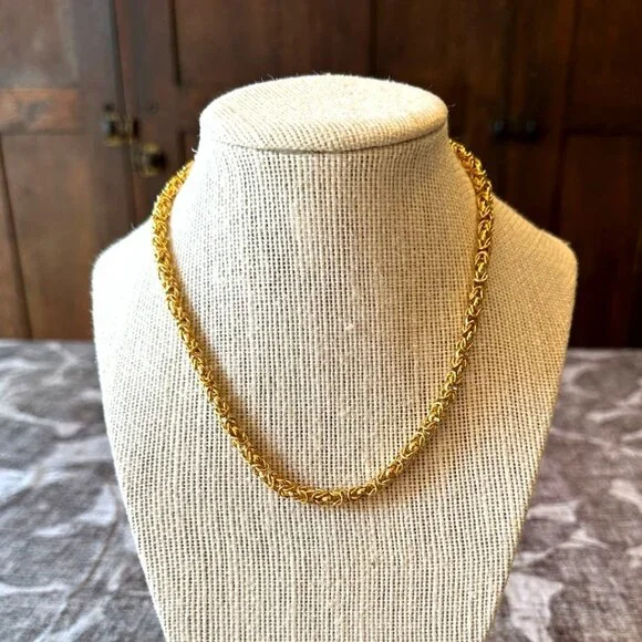 Premier Designs Gold-Tone Byzantine Chain Necklace 15-18" Adjustable Chunky - Picture 5 of 7
